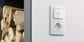 JUNG KNX Taster F 10 bei Georg Wagner GmbH & Co. in Lohr/Main